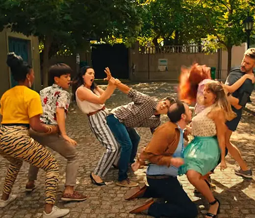 Reconocidos actores argentinos con escenas de alto voltaje tiene Hoy, el nuevo video de Residente. 
